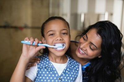 kid_brush